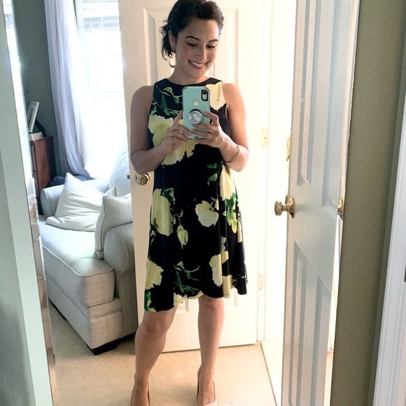 Floral Anne Klein Dress - Picture 2 of 10